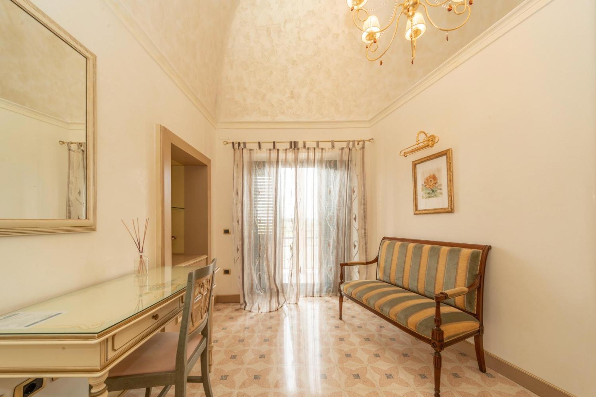 Rosa Antico Dimora Storica Hotel Otranto